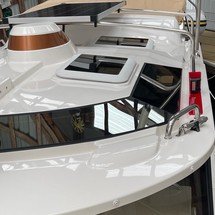 Ranger Tugs R-27