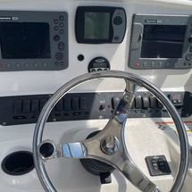 Boston Whaler 305 Conquest
