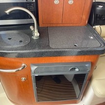 Boston Whaler 305 Conquest