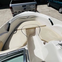 Sea ray 230 signature bowrider