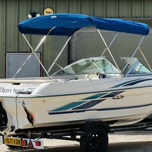 Sea ray 230 signature bowrider