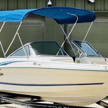 Sea ray 230 signature bowrider