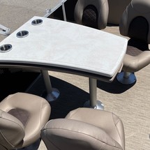 Bennington 24 sbrx