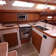 Catalina 380