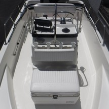 Boston Whaler 170 Montauk