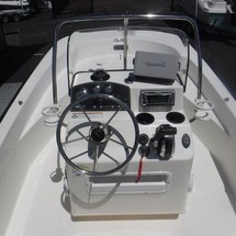 Boston Whaler 170 Montauk