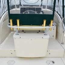 Pursuit 2870 center console
