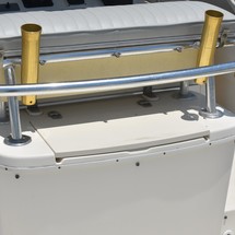 Pursuit 2870 center console