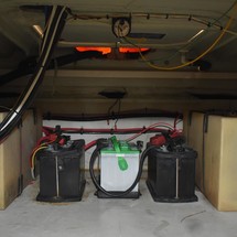 Pursuit 2870 center console