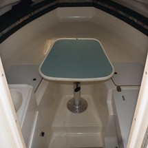 Pursuit 2870 center console