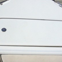 Sea Ray hunt ultra 211