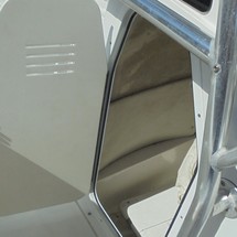 Sea Ray hunt ultra 211