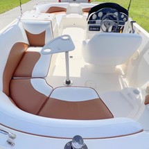 Hurricane fundeck 232