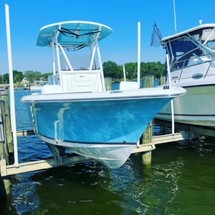 Sea Ray hunt ultra 211