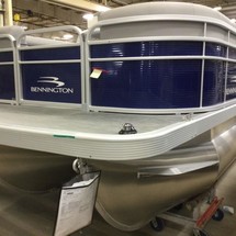 Bennington 24 sbrx