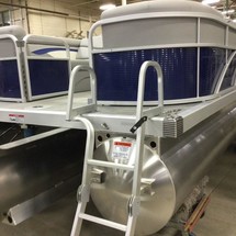 Bennington 24 sbrx