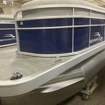 Bennington 24 sbrx