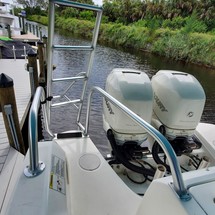 Boston Whaler 270 Vantage