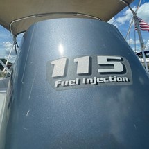 Hurricane 187 sun deck