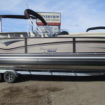Premier Pontoons Grand Entertainer