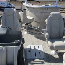 Premier Pontoons Grand Entertainer