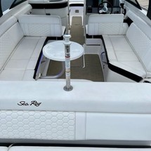Sea Ray 270 SDX OB