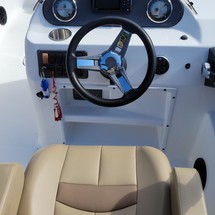 Hurricane fundeck 232