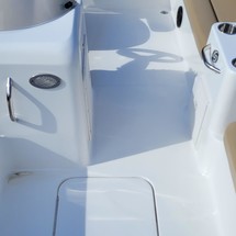 Hurricane fundeck 232