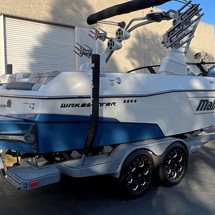 Malibu Wakesetter 23 LSV