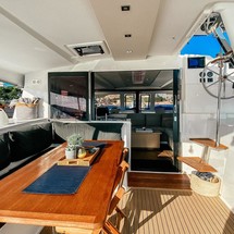 Fountaine Pajot Lucia 40