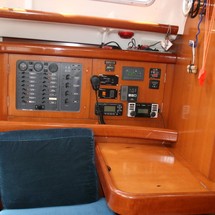 Beneteau Oceanis 423