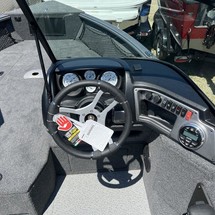 Lund Boats 1875 Impact Sport