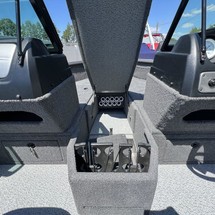 Lund Boats 1875 Impact Sport