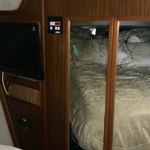 Sea ray 390 express cruiser