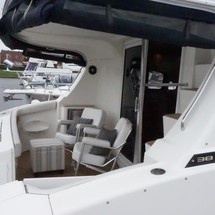 Silverton 38 Sport Bridge