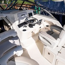 Boston Whaler 285 Conquest