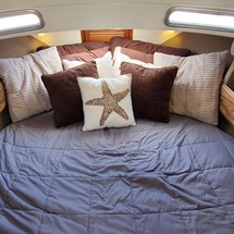 Skipjack 25 flybridge
