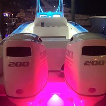 Intrepid 26 center console