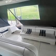 Sea Ray Sundancer 350