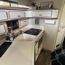 Sea Ray Sundancer 350