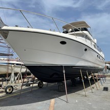 Palmer Johnson cockpit motor yacht