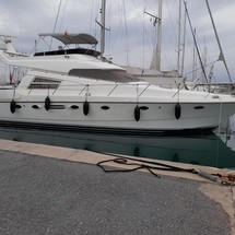 Palmer Johnson cockpit motor yacht