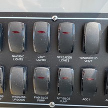 Boston Whaler 315 Conquest Pilothouse