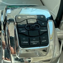 Boston Whaler 315 Conquest Pilothouse