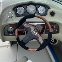 Sea ray 220 select