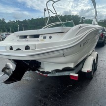 Sea ray 220 select