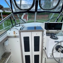 Grady-White Seafarer 228