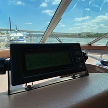 Sea ray 500 db sedan bridge