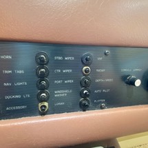 Sea ray 500 db sedan bridge