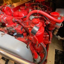 Sea ray 500 db sedan bridge